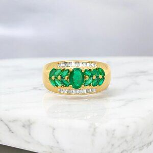 Oval Emerald and Diamond Fashion Ring in 18kt Yellow Gold